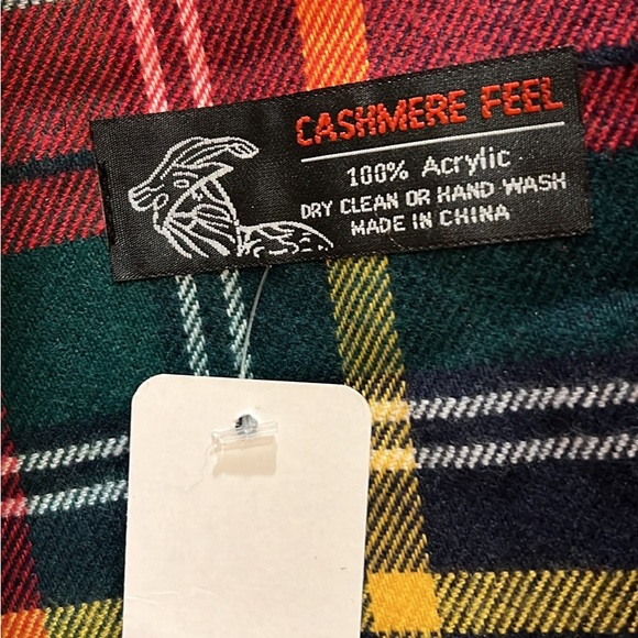 Plaid cashmere like scarves - Picture 3 of 4